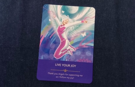 エンジェルプレイヤーオラクルカード～喜びを感じて生きよう～